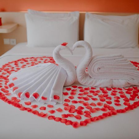 The Bountie Hotel And Convention Centre Sukabumi Kültér fotó
