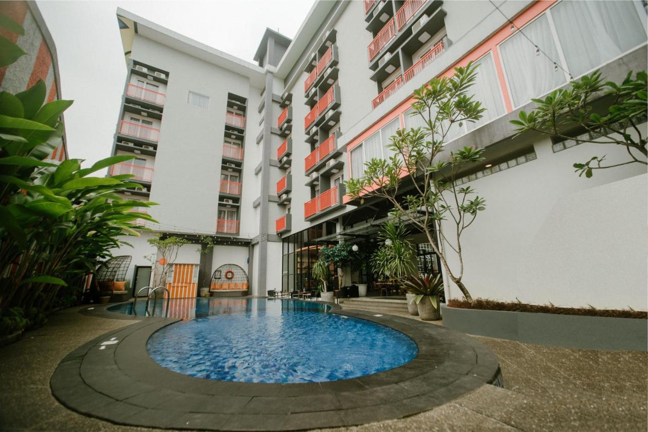 The Bountie Hotel And Convention Centre Sukabumi Kültér fotó